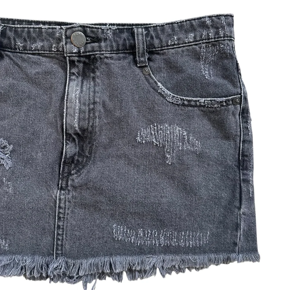 Free People Dark Gray Distressed Raw Hem Cotton Zipper Fly Mini Skirt Size 6